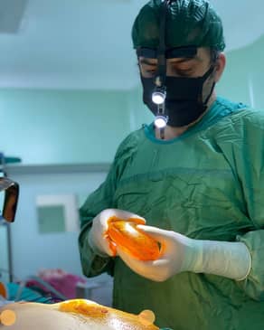 Slider image (1) Dr. Zeki Yasar Clinic